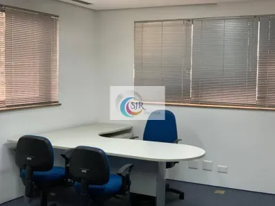 Sala Comercial para alugar, 216m² no Vila Olímpia, São Paulo