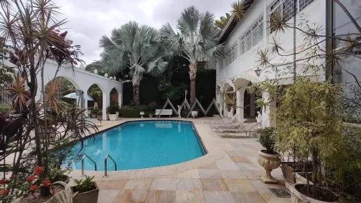 Casa com 10 Quartos à venda, 600m² no Cidade Jardim, Belo Horizonte