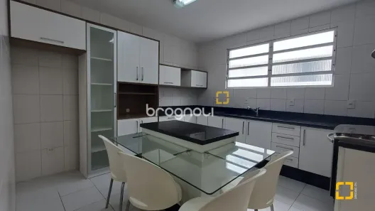 Apartamento com 2 Quartos à venda, 140m² no Trindade, Florianópolis