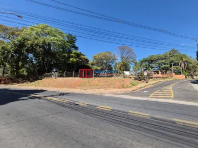 Fazenda/Sítio com 3 Quartos para alugar, 166m² no Dois Córregos, Piracicaba