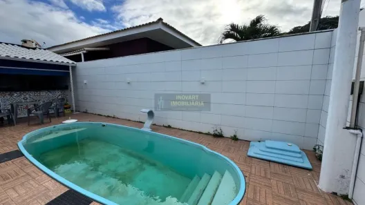 Casa de Condomínio com 3 Quartos para alugar, 90m² no Centro, São Pedro da Aldeia