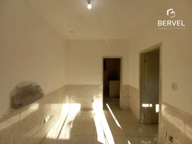 Casa com 1 Quarto para alugar, 52m² no Bangu, Rio de Janeiro