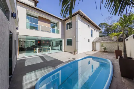 Casa de Condomínio com 4 Quartos à venda, 252m² no São Pedro, Juiz de Fora