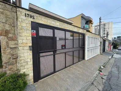 Sobrado com 3 Quartos à venda, 157m² no Vila Carrão, São Paulo