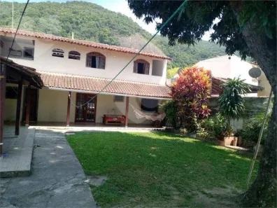 Casa com 3 Quartos à venda, 52m² no Piratininga, Niterói