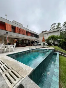 Casa de Condomínio com 3 Quartos à venda, 315m² no Cézar de Souza, Mogi das Cruzes