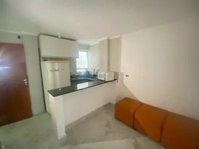 Kitnet com 1 Quarto à venda, 34m² no Aviação, Praia Grande