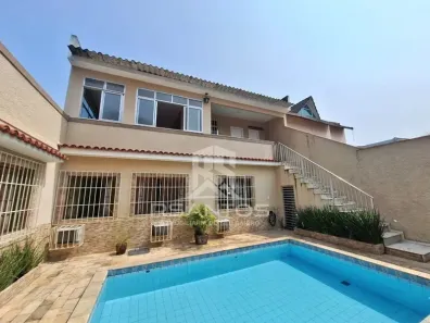 Casa de Condomínio com 3 Quartos à venda, 200m² no Anil, Rio de Janeiro