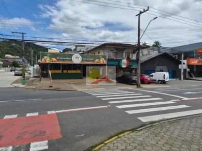 Ponto Comercial à venda, 176m² no Iririú, Joinville