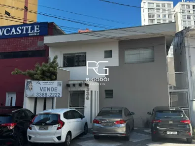 Imóvel Comercial com 5 Quartos para alugar, 193m² no Vila Itapura, Campinas