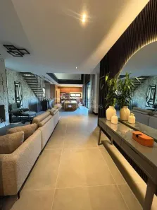 Casa de Condomínio com 5 Quartos para alugar, 525m² no Alphaville, Santana de Parnaíba