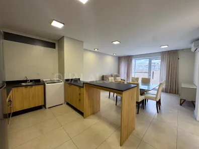 Apartamento com 2 Quartos para alugar, 70m² no Centro, Tubarão