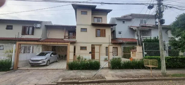 Casa com 3 Quartos à venda, 180m² no Espírito Santo, Porto Alegre