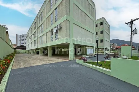 Apartamento com 2 Quartos à venda, 57m² no Centro, Peruíbe