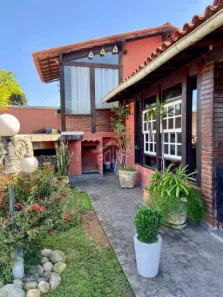 Casa com 3 Quartos à venda, 350m² no Mata Paca, Niterói