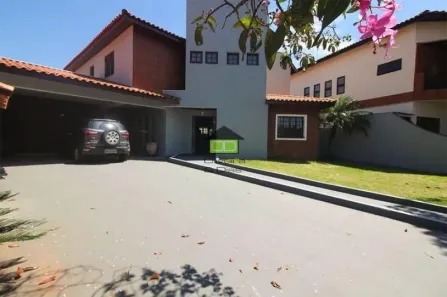 Casa com 3 Quartos à venda, 380m² no São Paulo II, Cotia
