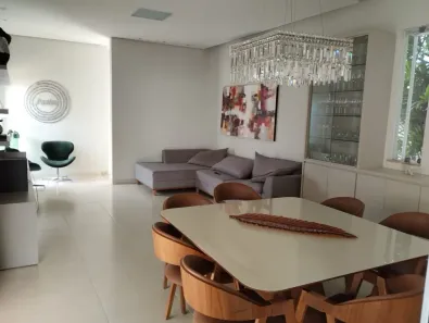 Casa de Condomínio com 3 Quartos à venda, 270m² no Aclimação, Uberlândia