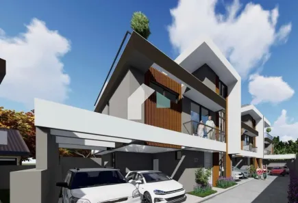 Sobrado com 3 Quartos à venda, 245m² no Bom Retiro, Curitiba
