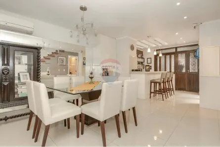 Casa com 3 Quartos à venda, 349m² no Vila Jardim, Porto Alegre
