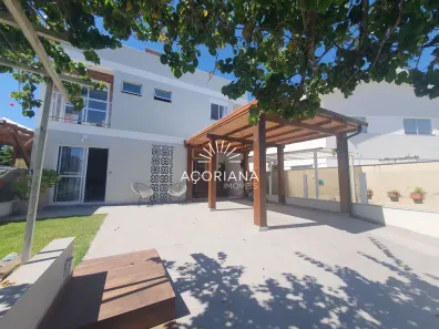 Casa com 3 Quartos à venda, 105m² no Campeche, Florianópolis