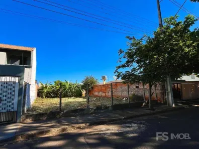 Lote/Terreno à venda, 370m² no Jardim Tomy, Londrina