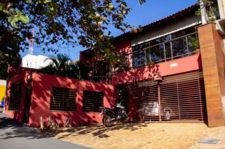 Casa com 5 Quartos à venda, 370m² no Jardim Presidente, Londrina