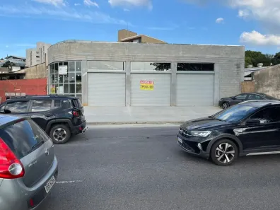 Ponto Comercial para alugar, 393m² no Pompéia, Belo Horizonte
