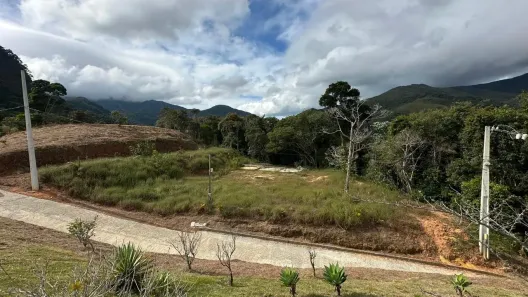 Lote/Terreno à venda, 20000m² no Caxambu, Petrópolis