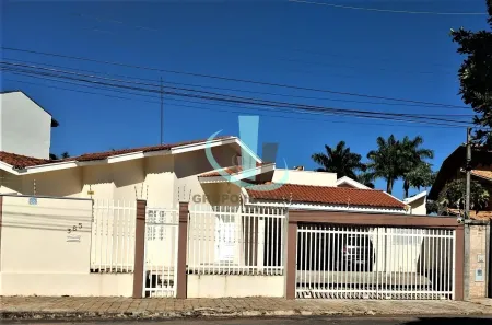 Casa com 3 Quartos à venda, 408m² no Vila Harmonia, Araraquara