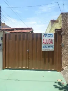 Casa com 3 Quartos para alugar, 180m² no Setor Leste Universitário, Goiânia
