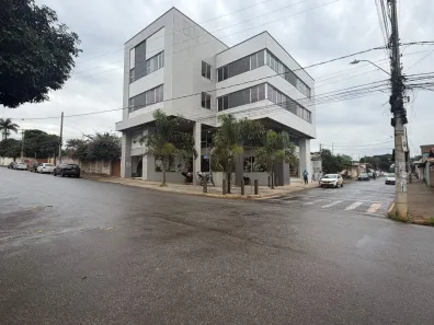 Apartamento com 3 Quartos para alugar, 80m² no Tereza Cristina, São Joaquim de Bicas