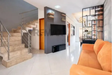 Sobrado com 3 Quartos à venda, 149m² no Jardim Sabará, Porto Alegre