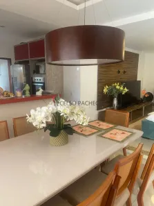 Casa com 3 Quartos para alugar, 130m² no Glória, Macaé