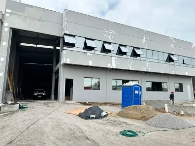 Galpão/Depósito/Armazém para alugar, 661m² no Bela Vista, Palhoça