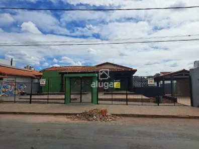 Prédio Comercial com 5 Quartos para alugar, 310m² no Jardim São Luiz, Montes Claros