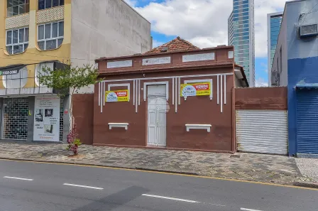 Lote/Terreno à venda, 240m² no Centro, Curitiba