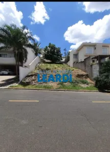Lote/Terreno à venda, 300m² no Jardim das Palmeiras, Valinhos