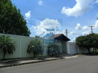 Casa com 3 Quartos para alugar, 100m² no Parque Belvedere, São Carlos