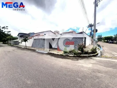 Casa com 3 Quartos à venda, 472m² no Edson Queiroz, Fortaleza