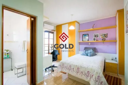 Sobrado com 4 Quartos à venda, 200m² no Vila Scarpelli, Santo André