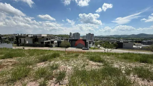 Lote/Terreno à venda, 600m² no Condomínio Residencial Colinas do Paratehy, São José dos Campos