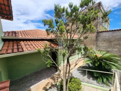 Casa com 4 Quartos à venda, 131m² no Amazonas, Contagem