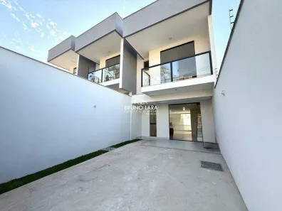 Casa com 3 Quartos à venda, 111m² no Santa Fé, Betim