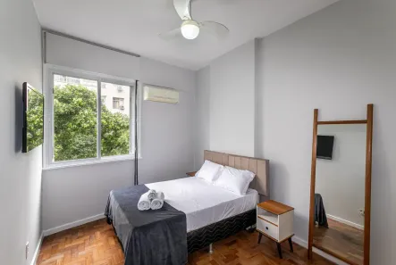 Apartamento com 3 Quartos para alugar, 110m² no Copacabana, Rio de Janeiro