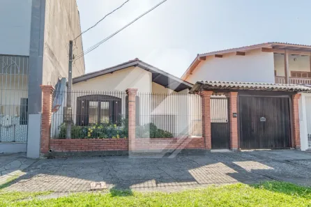 Casa com 3 Quartos à venda, 142m² no Vila Márcia, Cachoeirinha