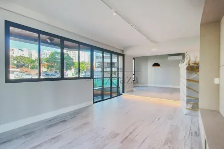 Apartamento com 4 Quartos à venda, 193m² no Vila Uberabinha, São Paulo