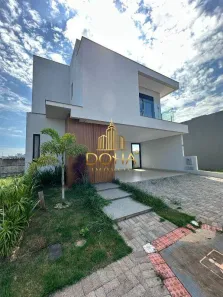 Sobrado com 3 Quartos à venda, 230m² no Cancelli, Cascavel
