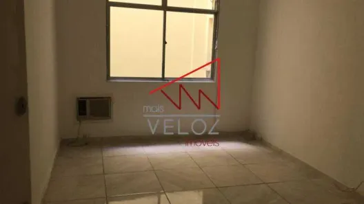Kitnet à venda, 24m² no Catete, Rio de Janeiro