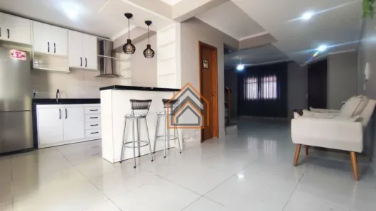 Sobrado com 3 Quartos à venda, 127m² no Sumaré, Alvorada