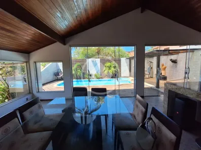 Casa de Condomínio com 3 Quartos à venda, 300m² no Village do Sol, Guarapari